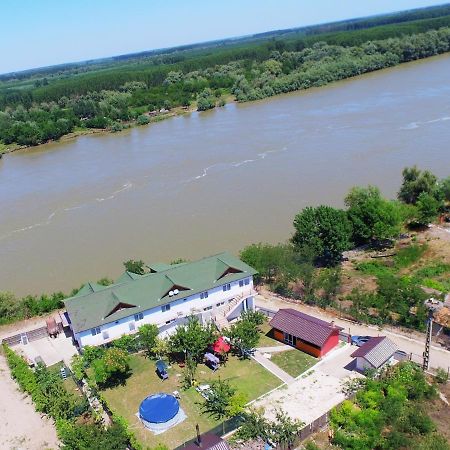 Pensiunea Zelezneac Hotel Băltenii de Sus Екстериор снимка
