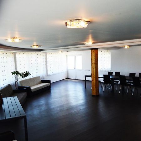 Pensiunea Zelezneac Hotel Băltenii de Sus Екстериор снимка