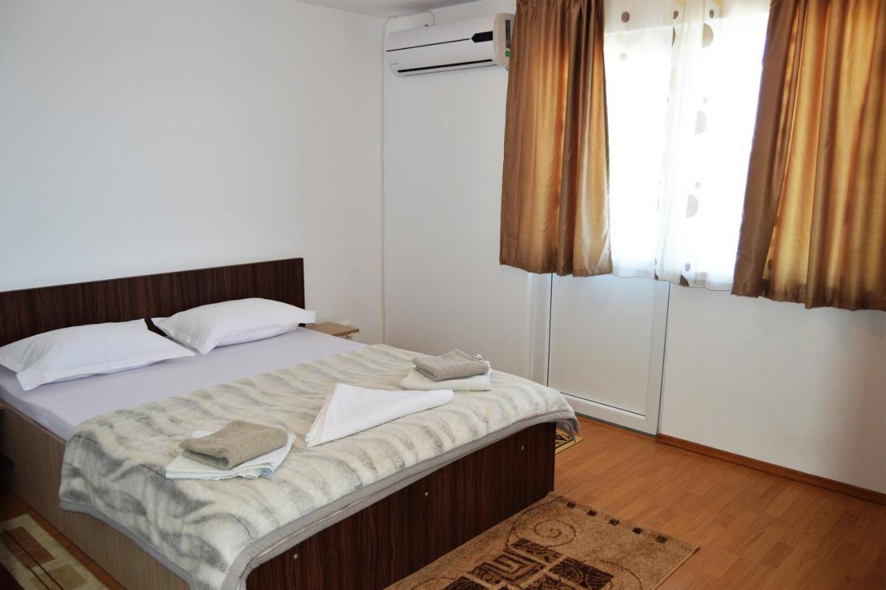 Pensiunea Zelezneac Hotel Băltenii de Sus Екстериор снимка