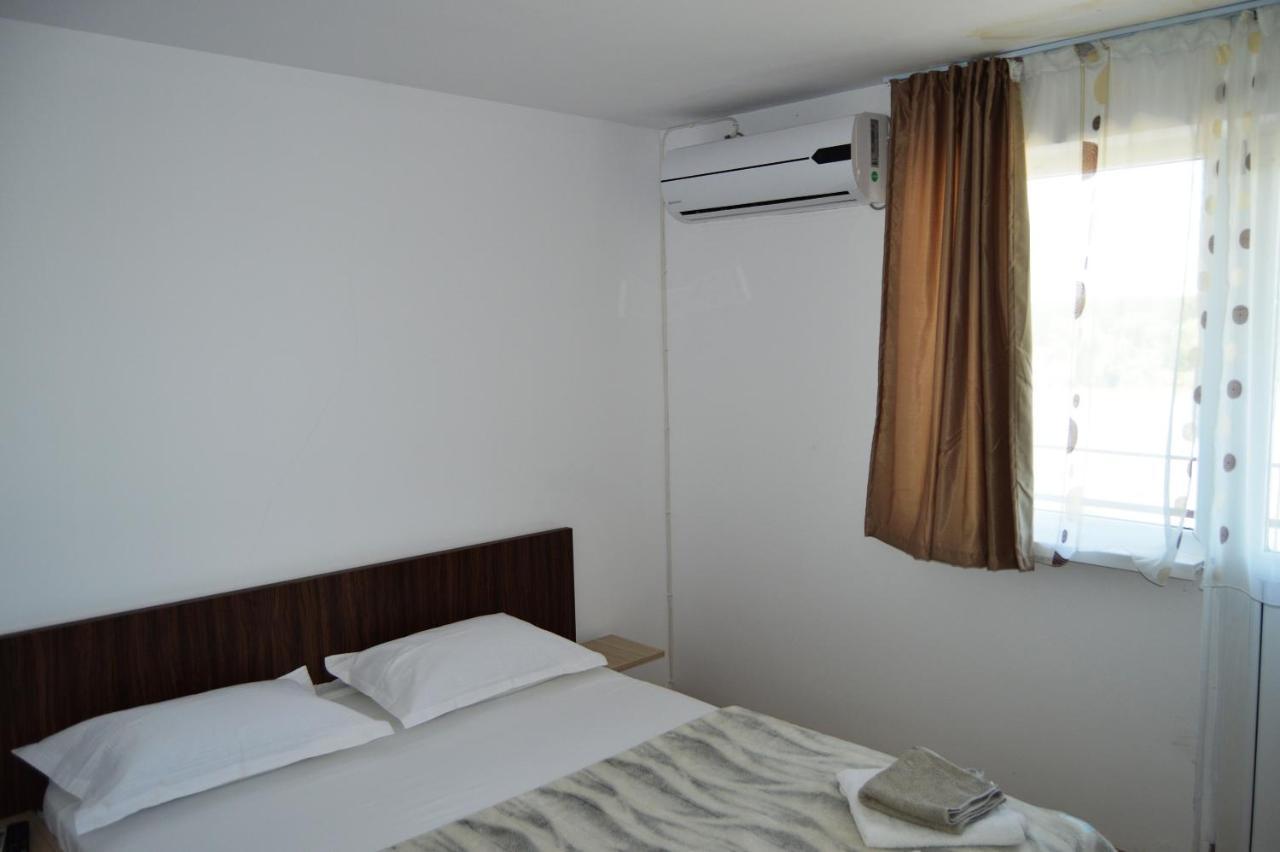 Pensiunea Zelezneac Hotel Băltenii de Sus Екстериор снимка
